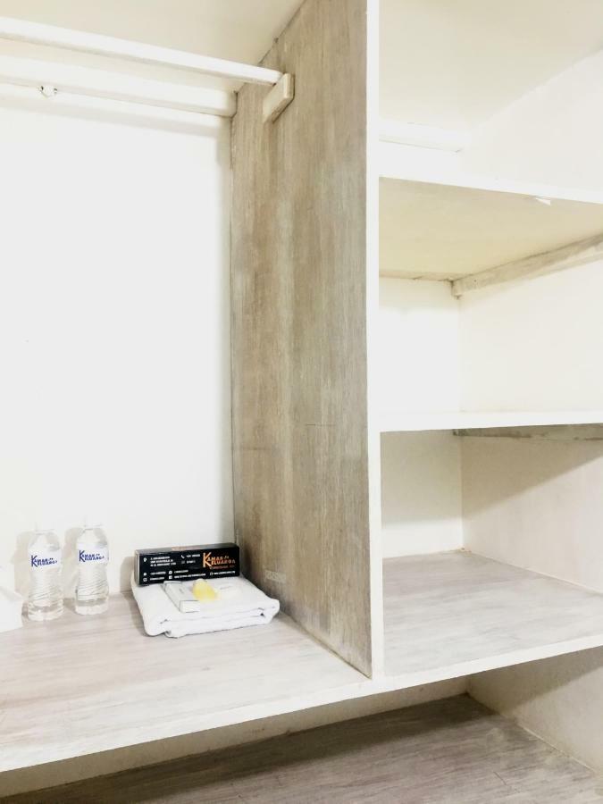 Kamar Keluarga Duri Kosambi Hotell Jakarta Exteriör bild